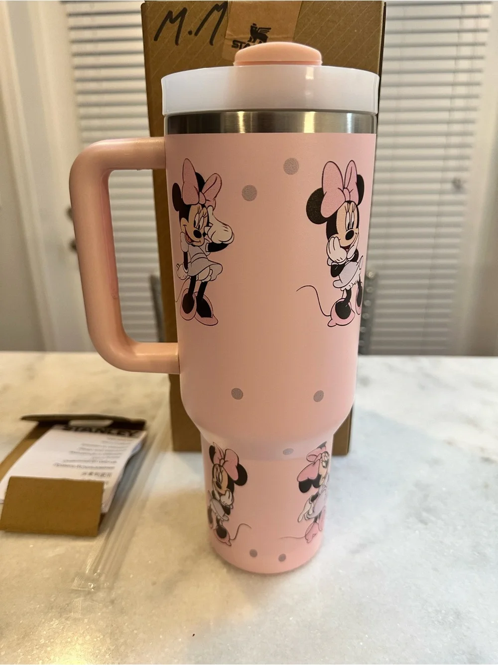 Stanley Disney Minnie Mouse Pink 40oz Quencher H20 Tumbler with Handle - Picture 2 of 12
